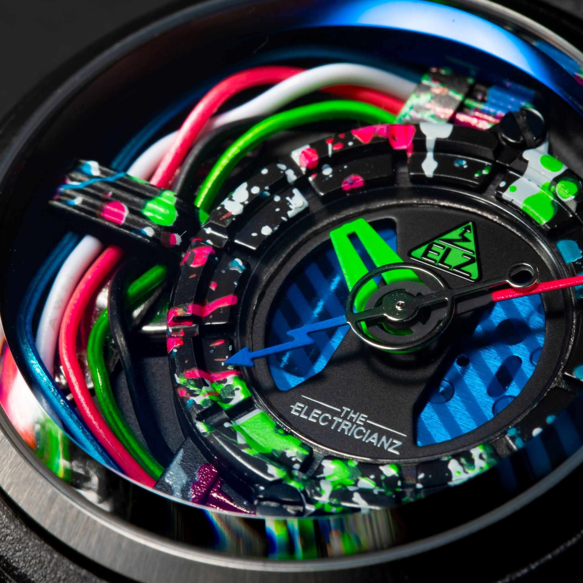 The Neon Z 42mm Black & White Limited EDITIONS – THE ELECTRICIANZ